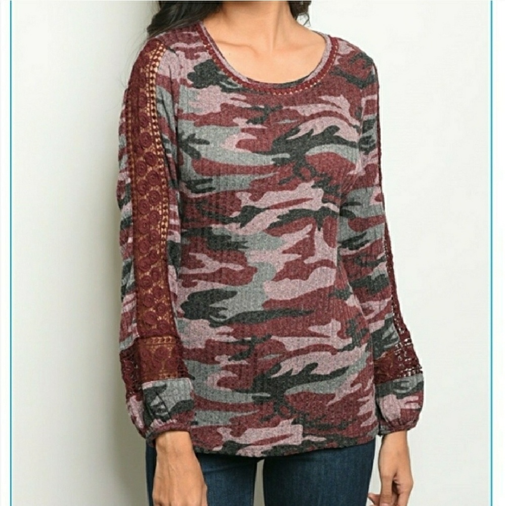 🆕Camouflage Style long sleeve tee🆕